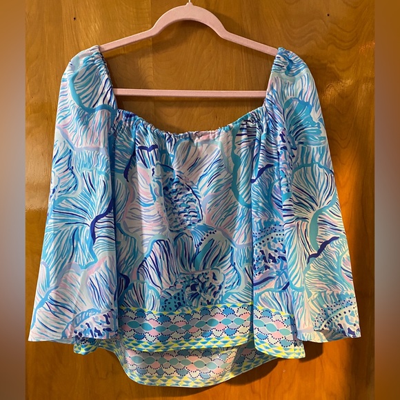 Lilly Pulitzer Lizzie top Bermuda Blue fishful thinking engineered top size L - Picture 7 of 10
